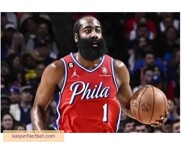 米切尔盛赞哈登改变比赛节奏强调团队力量助推球队走到今天高度新