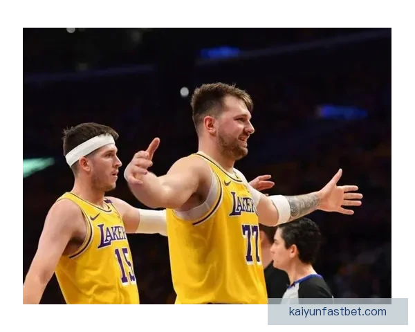 东契奇40分准三双创纪录力压詹姆斯全场最佳无詹姆斯难以取胜